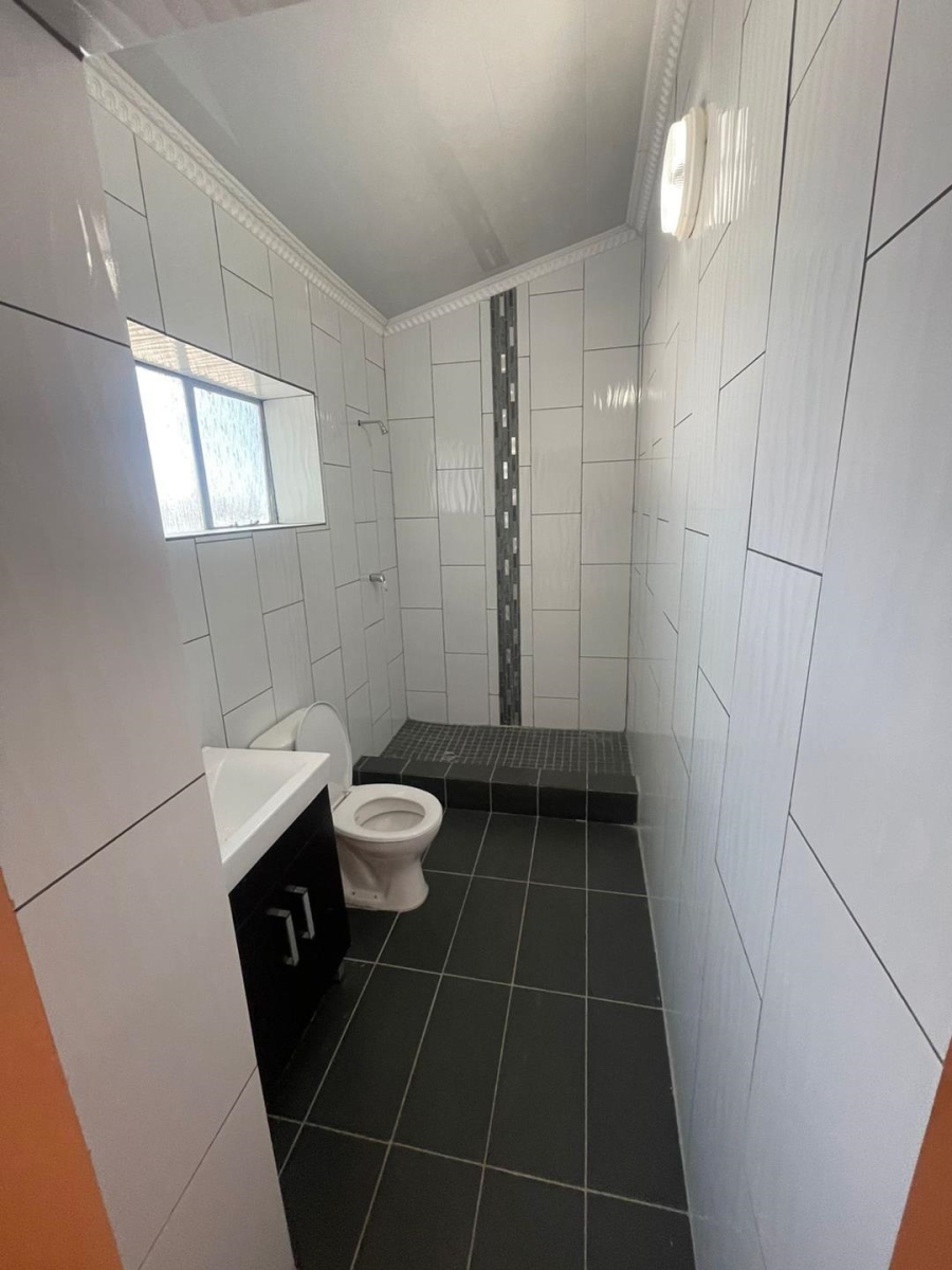 4 Bedroom Property for Sale in Orange Grove Gauteng