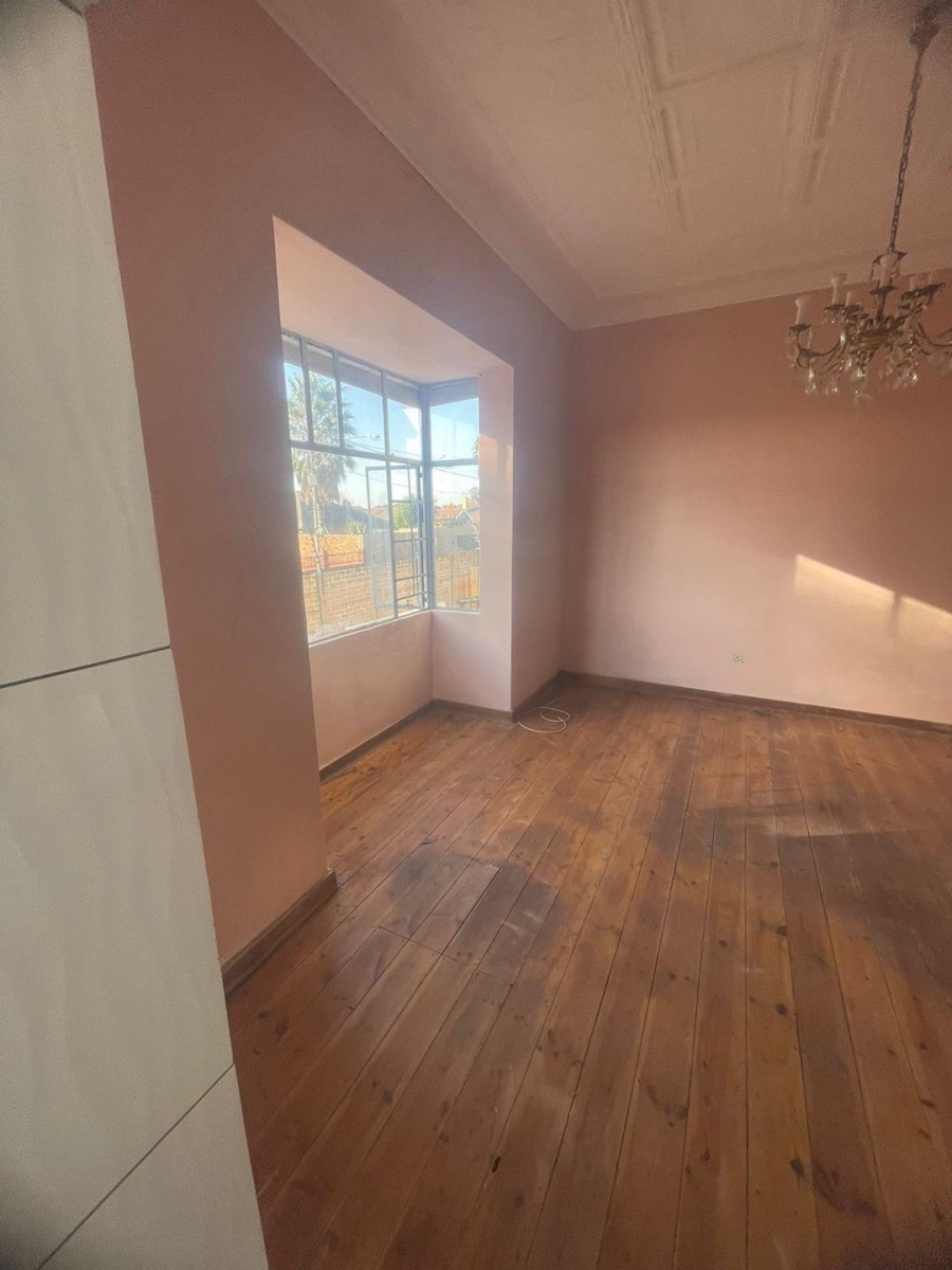 4 Bedroom Property for Sale in Orange Grove Gauteng