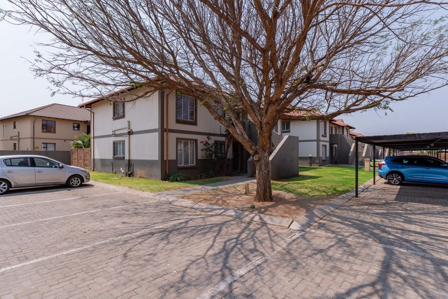 2 Bedroom Property for Sale in Parkrand Gauteng