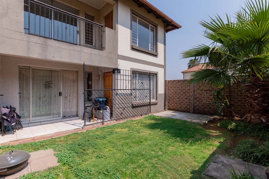 2 Bedroom Property for Sale in Parkrand Gauteng