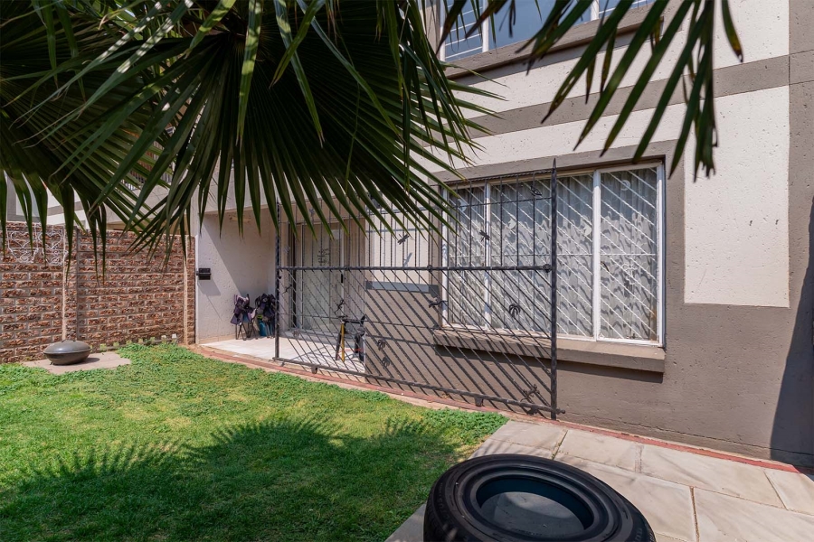 2 Bedroom Property for Sale in Parkrand Gauteng