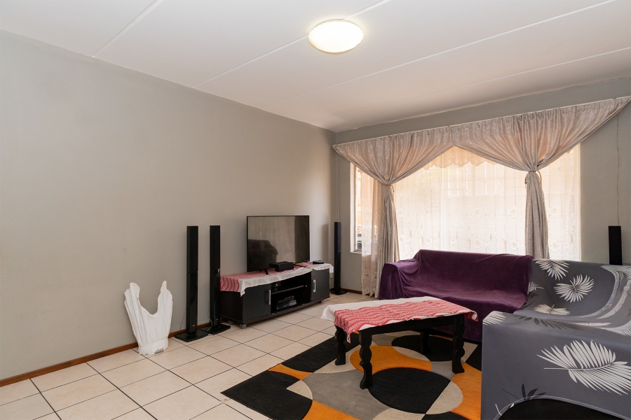 2 Bedroom Property for Sale in Parkrand Gauteng