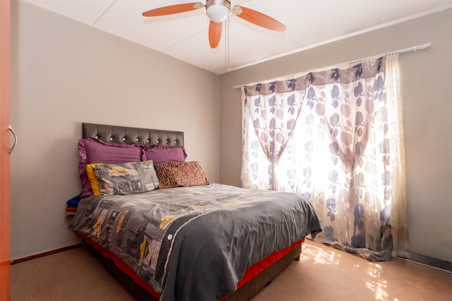 2 Bedroom Property for Sale in Parkrand Gauteng