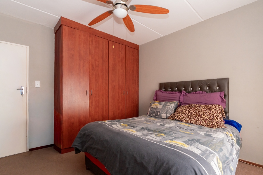 2 Bedroom Property for Sale in Parkrand Gauteng