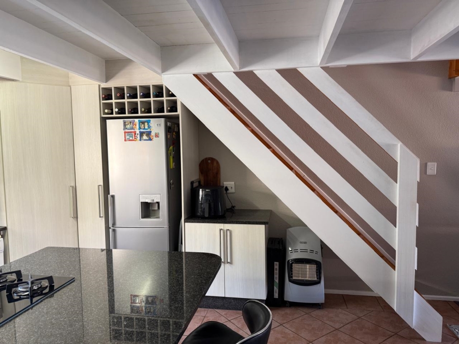 To Let 2 Bedroom Property for Rent in Allens Nek Gauteng