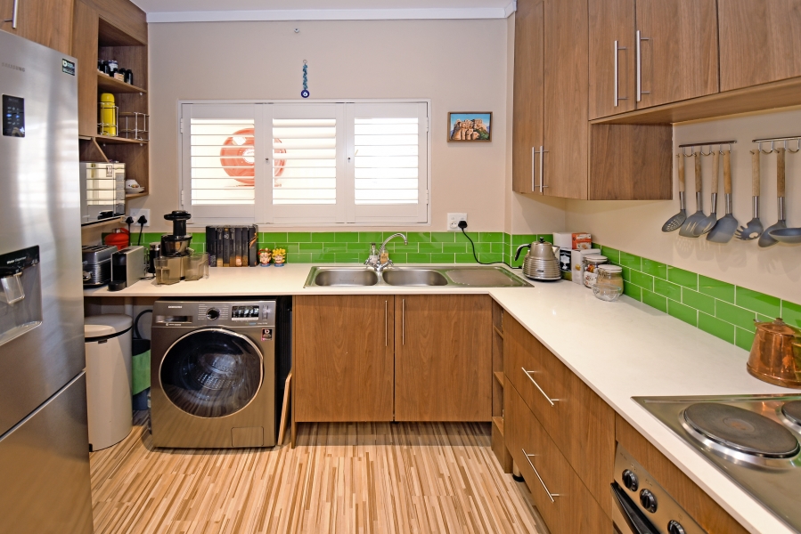 2 Bedroom Property for Sale in Morningside Gauteng