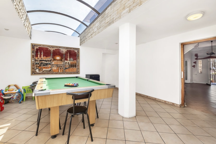 4 Bedroom Property for Sale in Greenside Gauteng