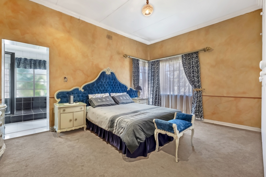 4 Bedroom Property for Sale in Greenside Gauteng