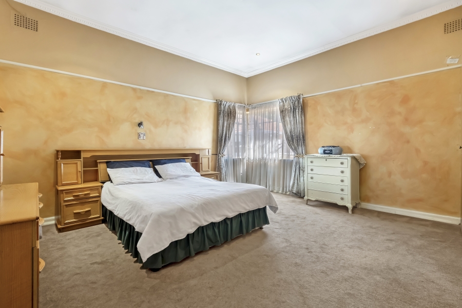 4 Bedroom Property for Sale in Greenside Gauteng