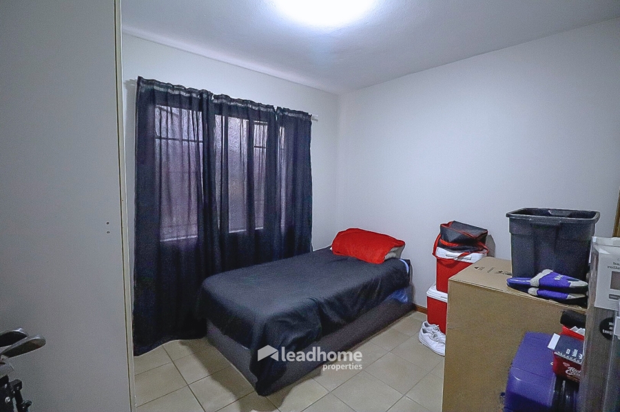 2 Bedroom Property for Sale in Annlin-wes Gauteng