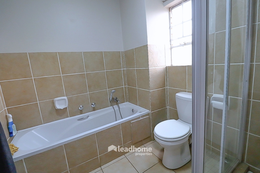 2 Bedroom Property for Sale in Annlin-wes Gauteng