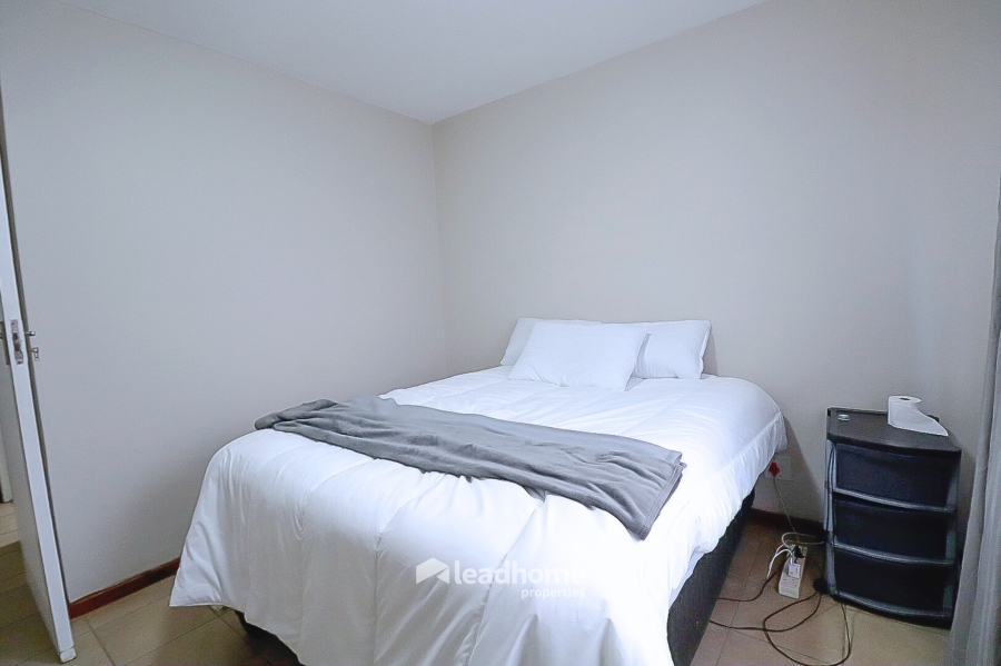 2 Bedroom Property for Sale in Annlin-wes Gauteng
