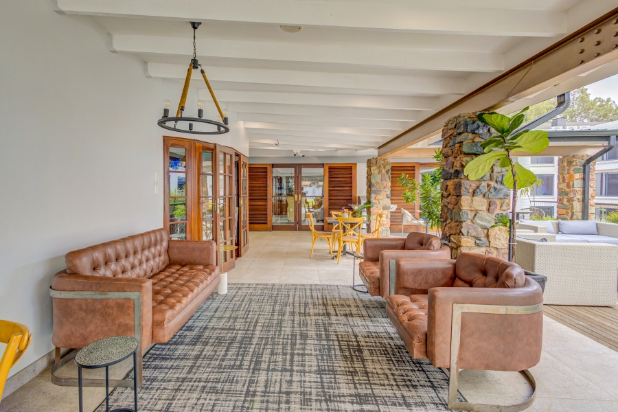 1 Bedroom Property for Sale in Beverley Gauteng