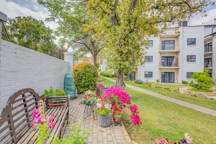 1 Bedroom Property for Sale in Beverley Gauteng