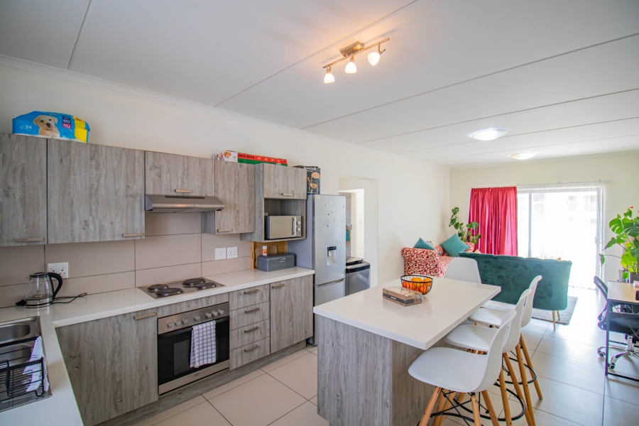 2 Bedroom Property for Sale in Erand Gardens Gauteng