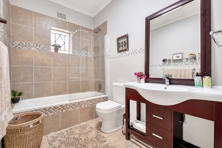 4 Bedroom Property for Sale in Sandown Gauteng