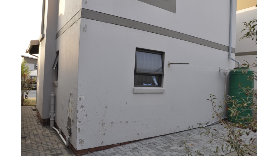 3 Bedroom Property for Sale in Noordwyk Gauteng