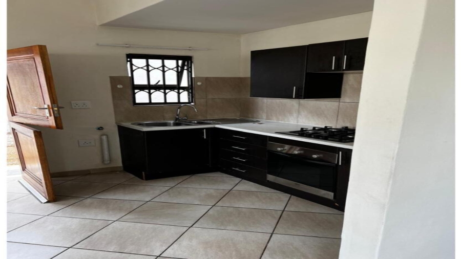 3 Bedroom Property for Sale in Noordwyk Gauteng