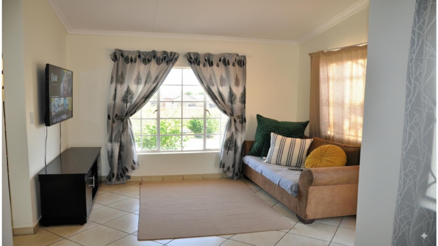 3 Bedroom Property for Sale in Noordwyk Gauteng