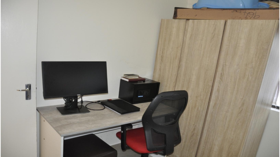 3 Bedroom Property for Sale in Noordwyk Gauteng