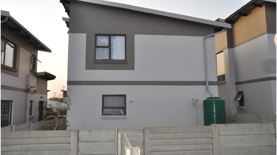 3 Bedroom Property for Sale in Noordwyk Gauteng