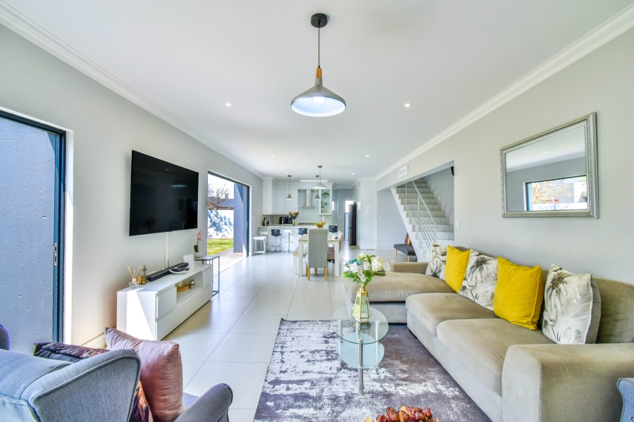 4 Bedroom Property for Sale in Midstream Meadows Gauteng