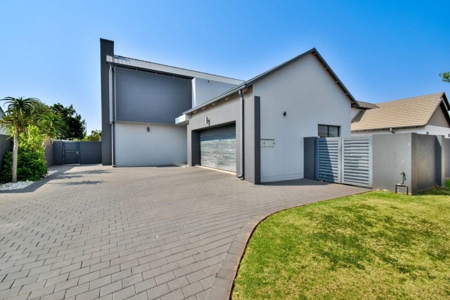 4 Bedroom Property for Sale in Midstream Meadows Gauteng