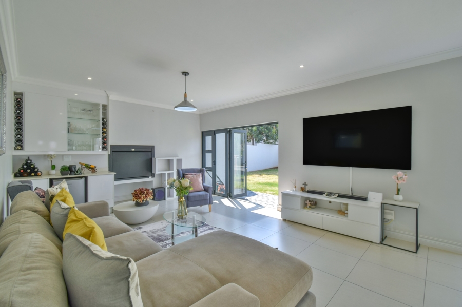 4 Bedroom Property for Sale in Midstream Meadows Gauteng