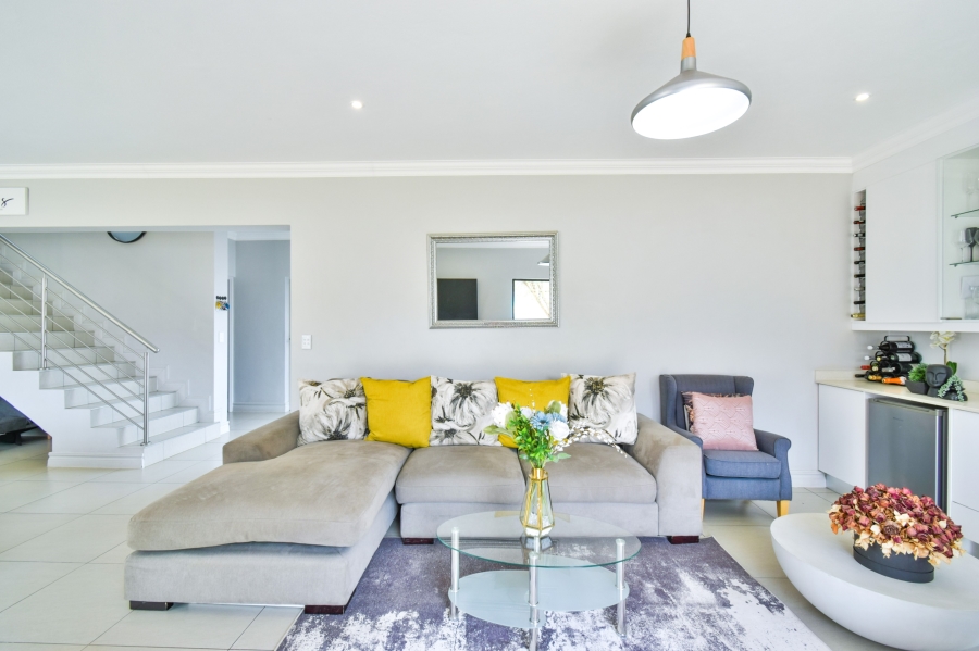 4 Bedroom Property for Sale in Midstream Meadows Gauteng