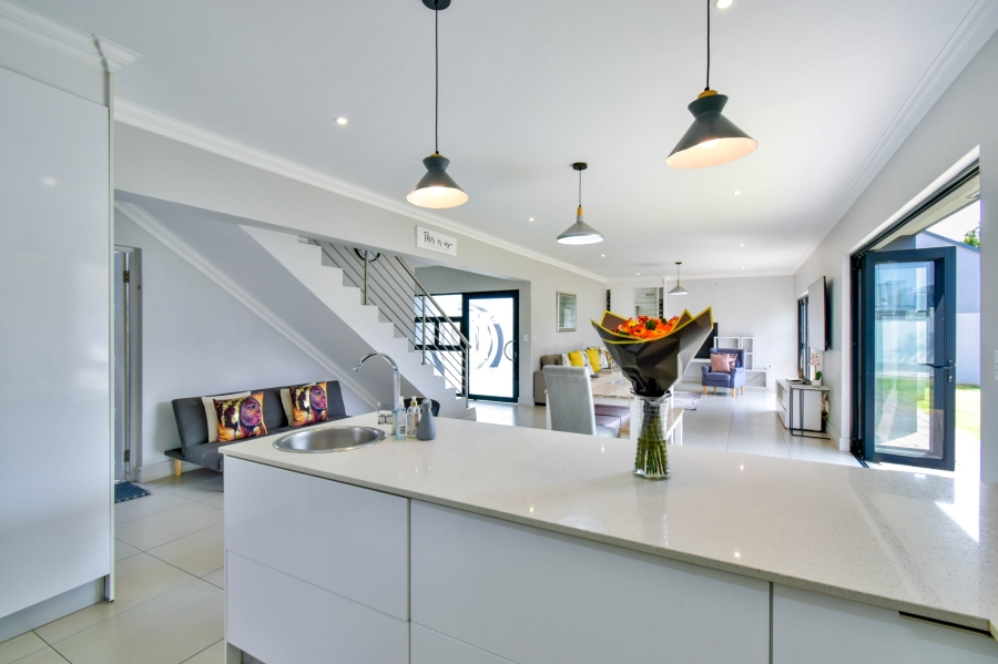4 Bedroom Property for Sale in Midstream Meadows Gauteng