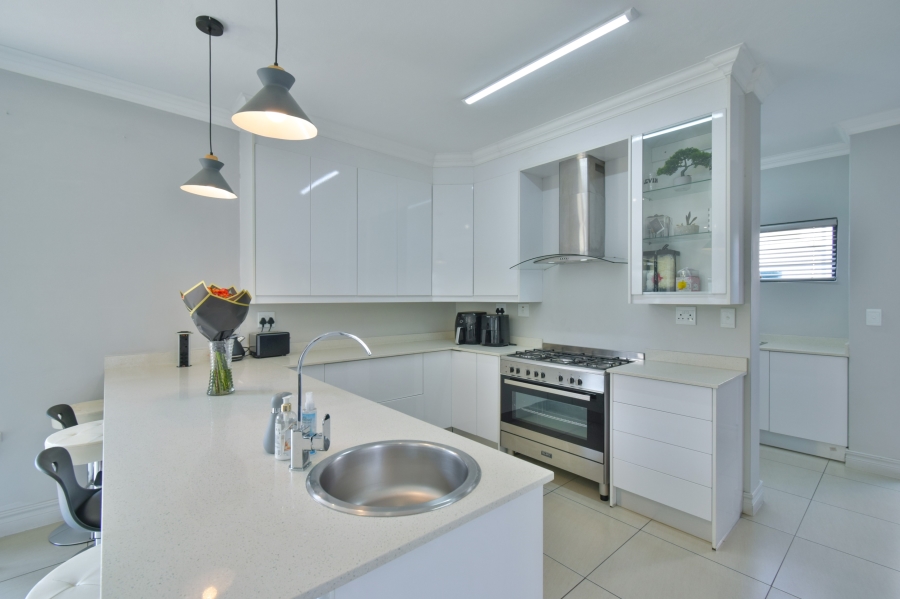4 Bedroom Property for Sale in Midstream Meadows Gauteng