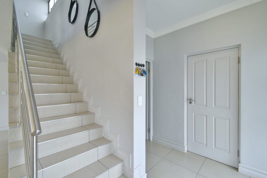 4 Bedroom Property for Sale in Midstream Meadows Gauteng
