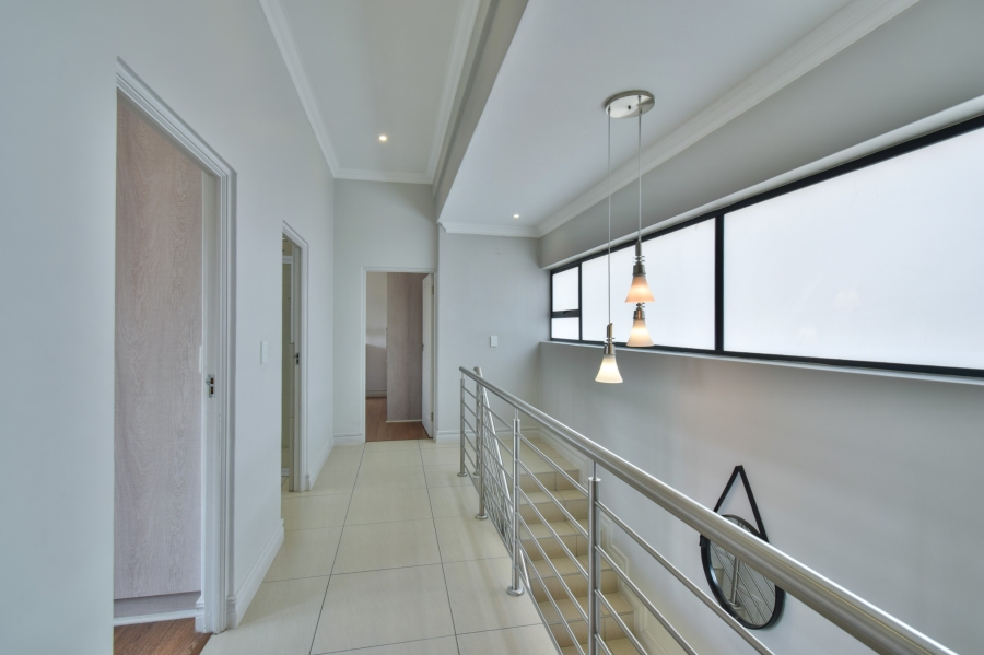4 Bedroom Property for Sale in Midstream Meadows Gauteng