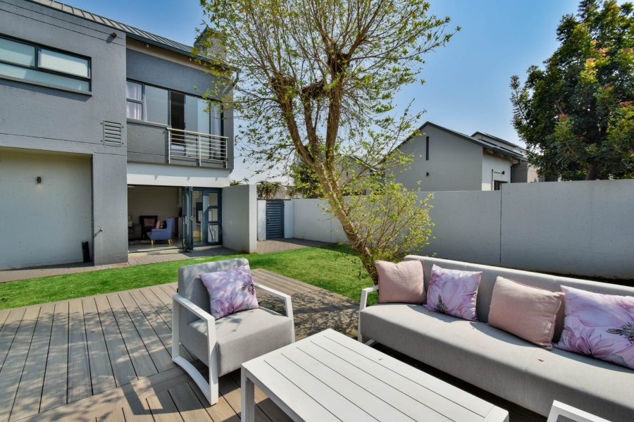 4 Bedroom Property for Sale in Midstream Meadows Gauteng