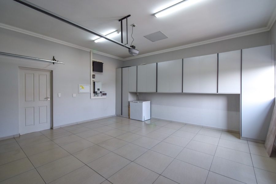 4 Bedroom Property for Sale in Midstream Meadows Gauteng