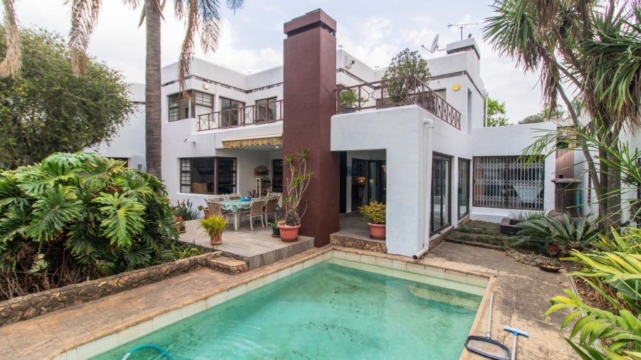 4 Bedroom Property for Sale in Dowerglen Ext 3 Gauteng