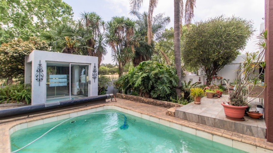 4 Bedroom Property for Sale in Dowerglen Ext 3 Gauteng