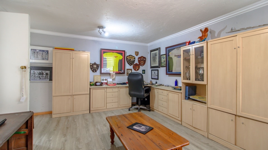 4 Bedroom Property for Sale in Dowerglen Ext 3 Gauteng