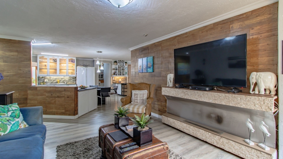 4 Bedroom Property for Sale in Dowerglen Ext 3 Gauteng
