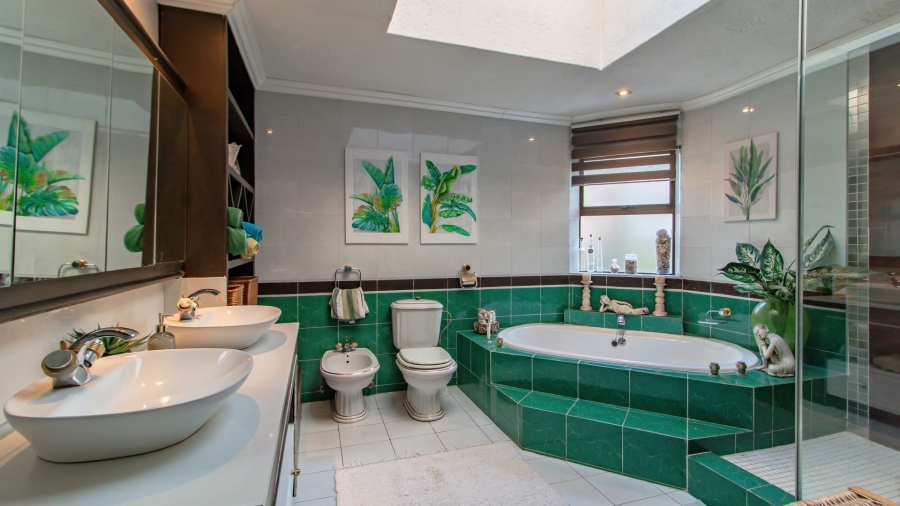 4 Bedroom Property for Sale in Dowerglen Ext 3 Gauteng