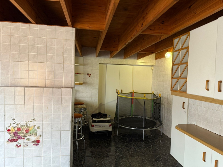 4 Bedroom Property for Sale in Florida Gauteng