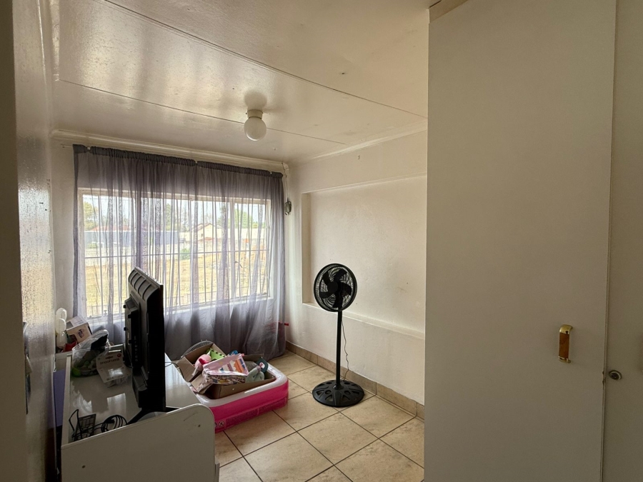 4 Bedroom Property for Sale in Florida Gauteng