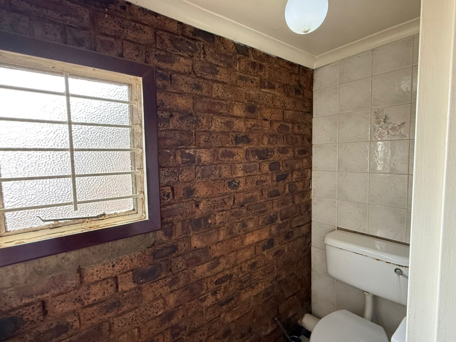 4 Bedroom Property for Sale in Florida Gauteng