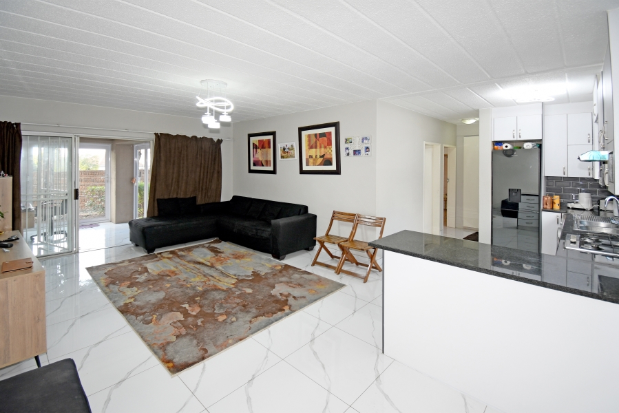 2 Bedroom Property for Sale in Morningside Gauteng