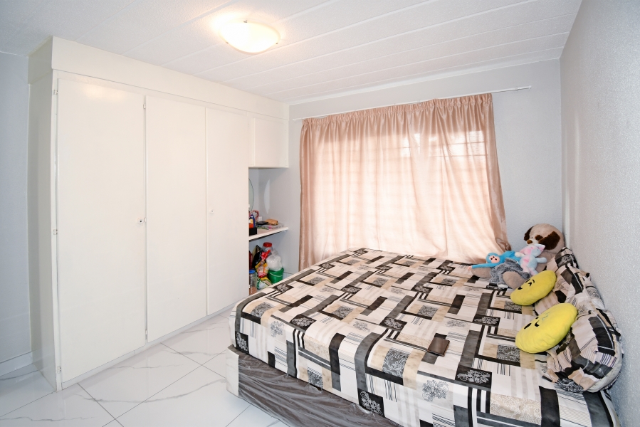 2 Bedroom Property for Sale in Morningside Gauteng
