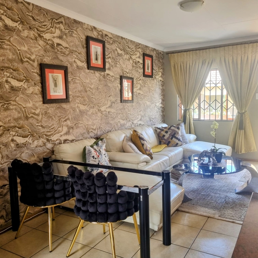 To Let 2 Bedroom Property for Rent in Hesteapark Gauteng