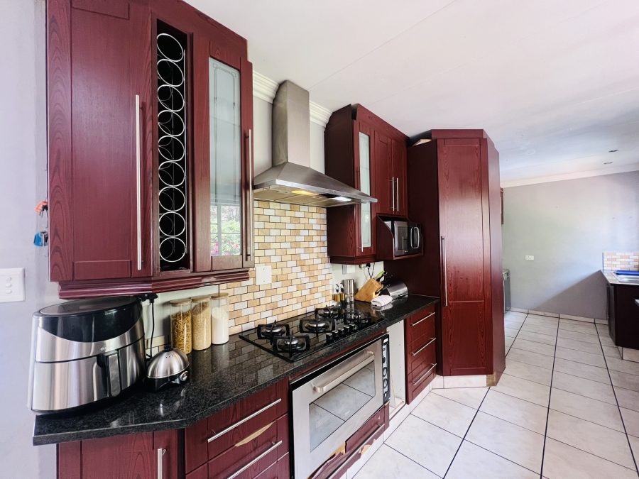 4 Bedroom Property for Sale in Ferndale Gauteng
