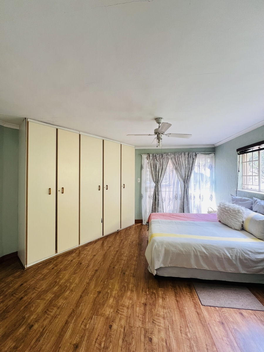 4 Bedroom Property for Sale in Ferndale Gauteng