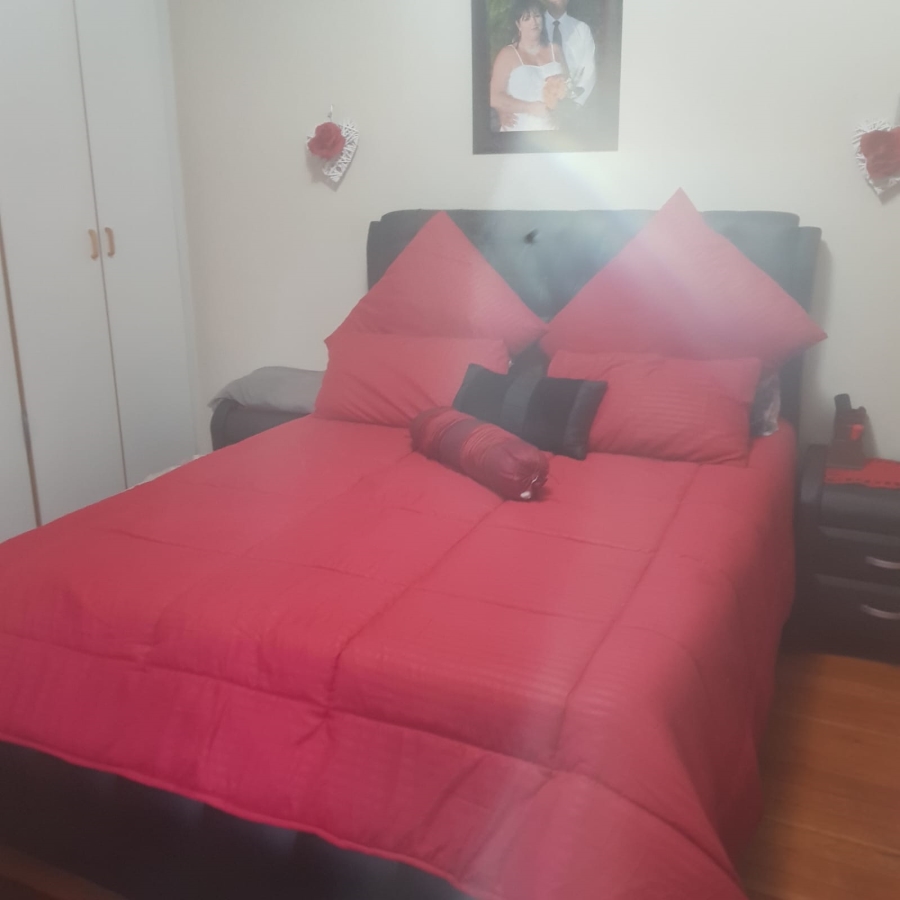 To Let 2 Bedroom Property for Rent in Florentia Gauteng