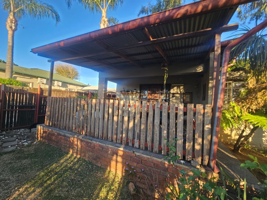 2 Bedroom Property for Sale in Florentia Gauteng